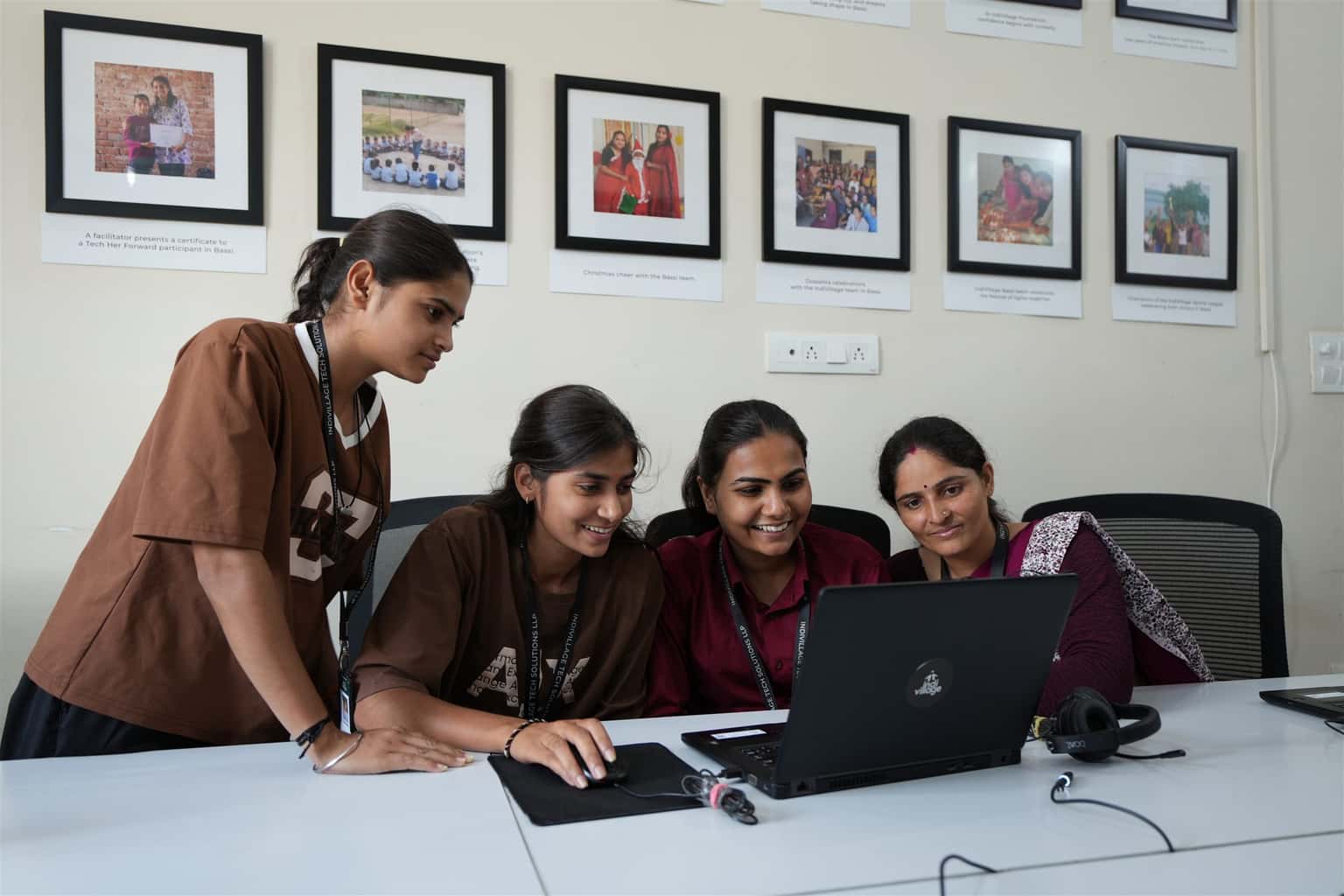 Life and teamwork at IndiVillage